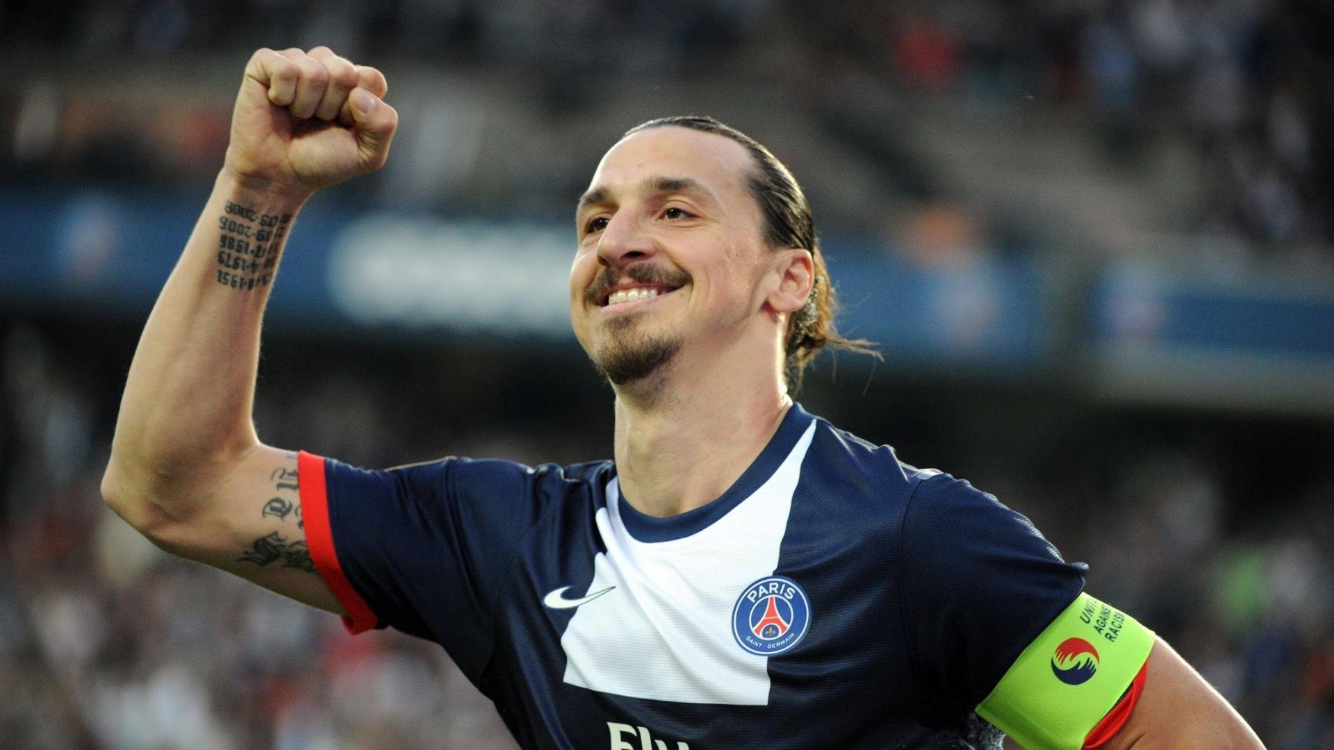 《Faker:十年电竞,传奇仍在续写》,faker电竞历史